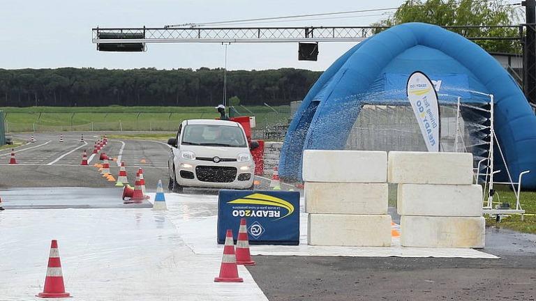 La patente è diventata un’impresa, a Livorno in quattro su dieci bocciano il test: gli errori più frequenti