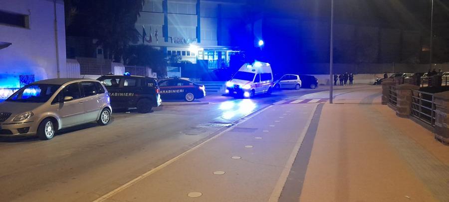 Porto Torres, accoltellato un uomo sul lungomare: è grave