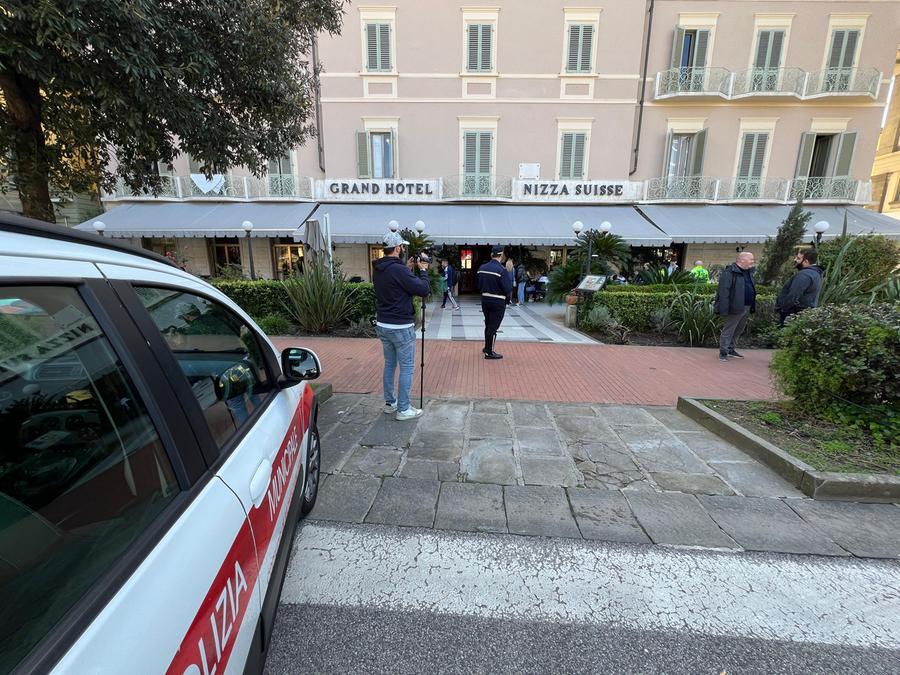 
	L'hotel dove &egrave; avvenuta l'intossicazione (foto Paolo Nucci)

