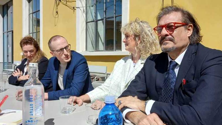 La conferenza stampa sull’accordo tra Pd e M5S. Da sinistra Ilaria Bugetti, Marco Biagioni, Chiara Bartalini e Carmine Maioriello