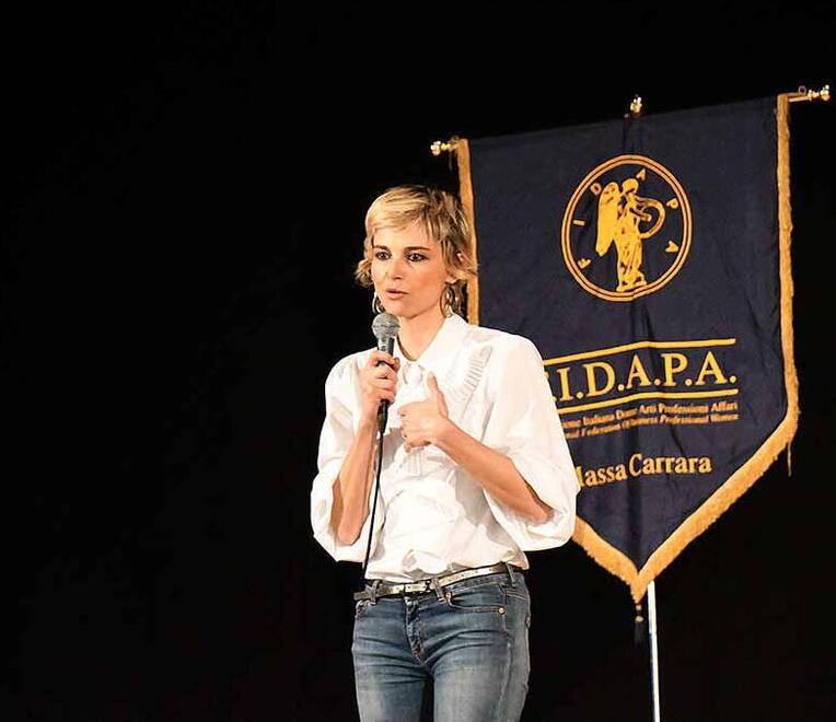 Francesca Fialdini sul palco