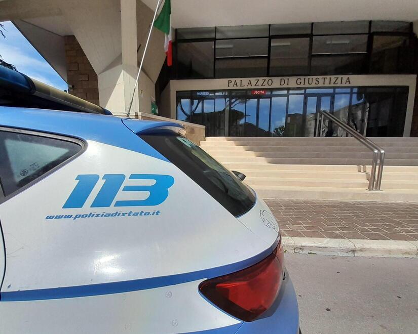 «Aggredita e minacciata di morte»: ristoratrice fa arrestare un 28enne