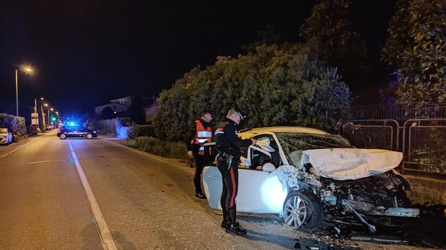 Lunata, schianto tra auto: due feriti gravi