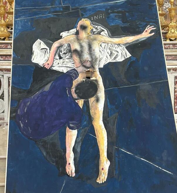 Carpi, riapre la mostra «blasfema»: riecco il quadro squarciato da tre pugnalate