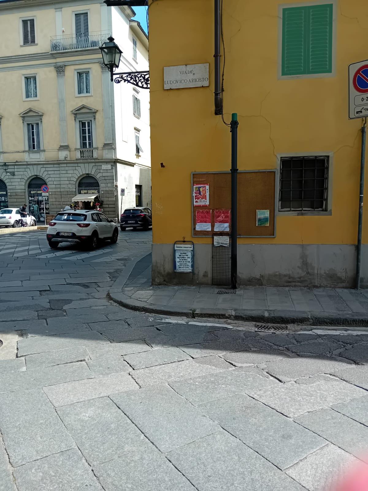 San Frediano in cui sono comparsi i cartelli