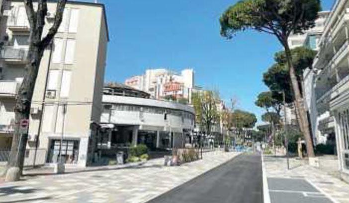 Lavori a Lido Estensi, il Comune: «Finiti i soldi per viale Carducci»
