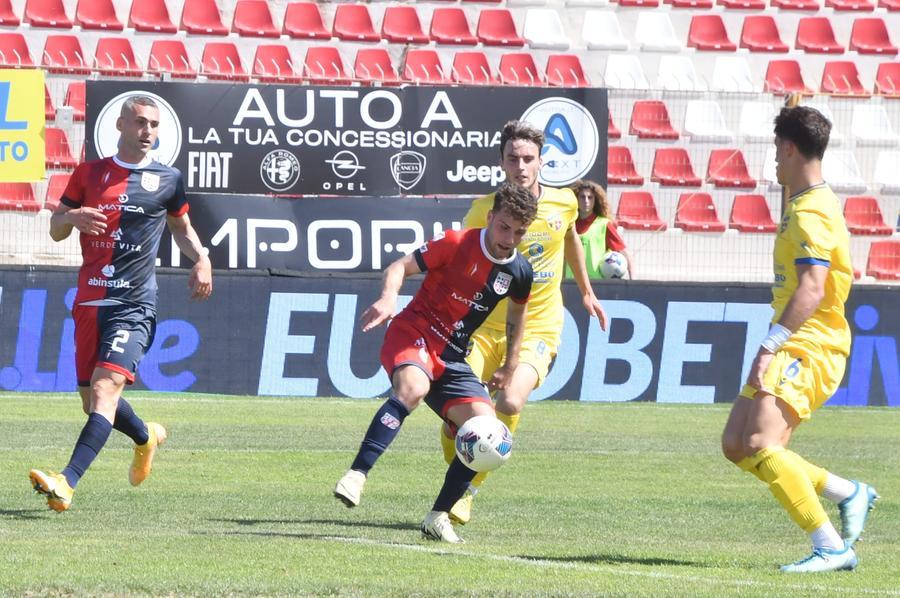 
	Torres-Fermana <em>(foto di Mauro Chessa)</em>

