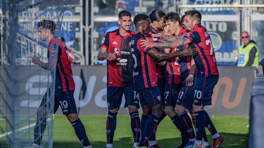 Impresa del Cagliari, battuta l’Atalanta grazie a un gol di Viola nel finale