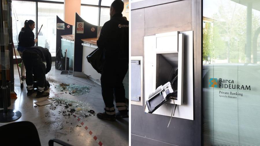 
	L'assalto dei ladri al bancomat Fideuram a Lucca

