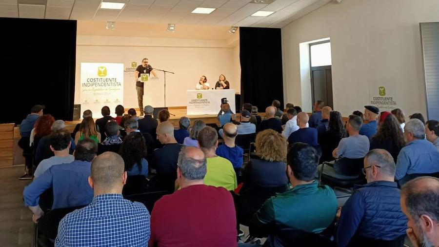 Un momento dell'assemblea di Bauladu 