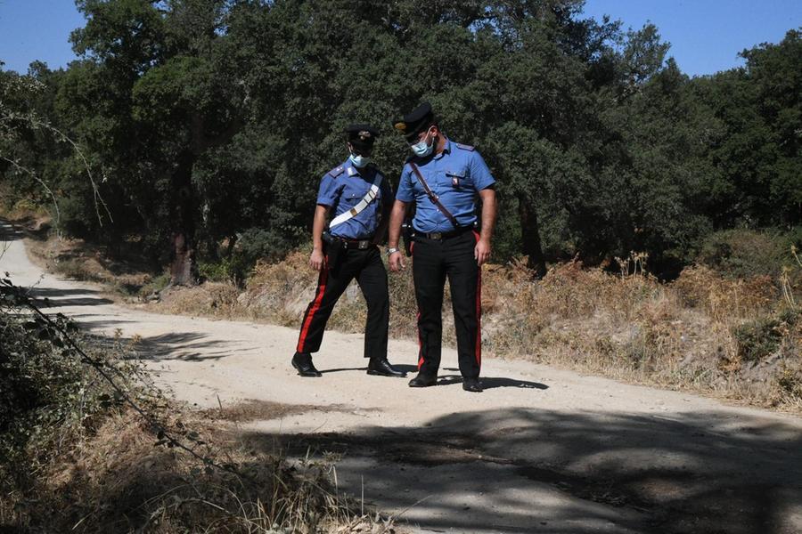 
	I carabinieri sul luogo del delitto

