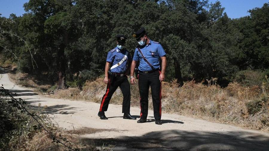 
	I carabinieri sul luogo del delitto

