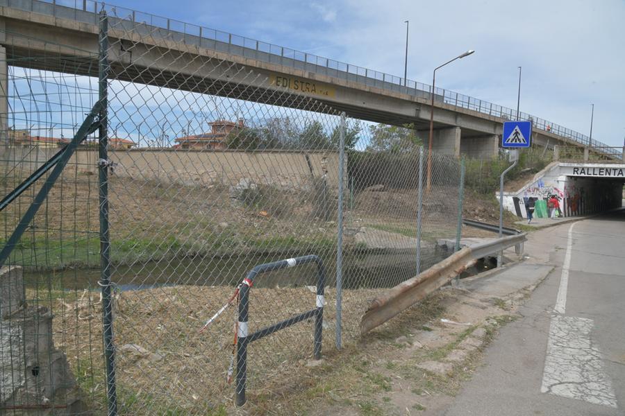 
	La recinzione installata dal Comune in via Amba Alagi

