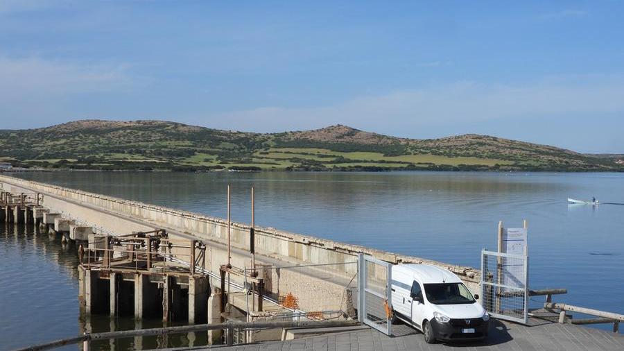 Il ponte sullo stagno di Marceddì