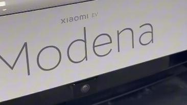 La SU7 è cinese ed elettrica, ma la Xiaomi la chiama Modena