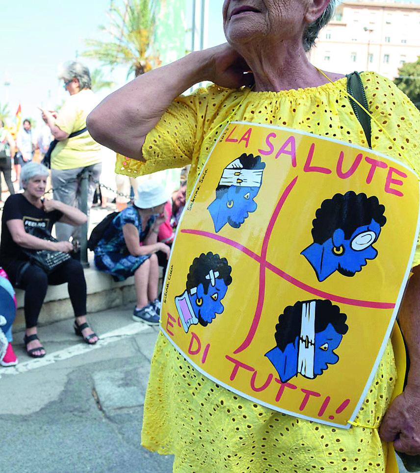 Sanità a pezzi e cure troppo care: i sardi scelgono di farne a meno