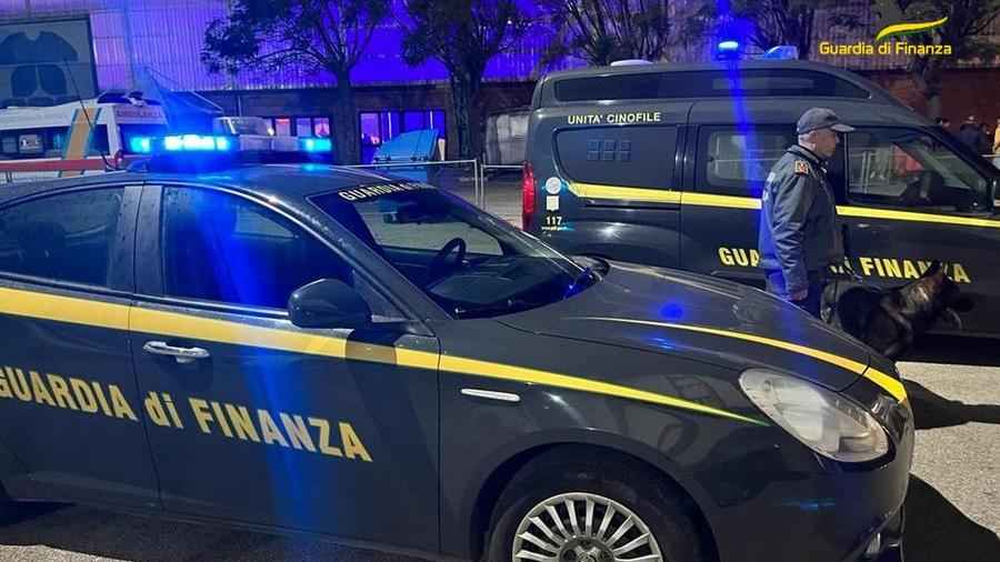 Droga per la movida: a Cagliari 14 ragazzi segnalati dalla Guardia di finanza