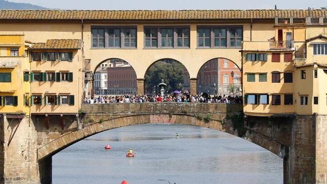 Ponte Vecchio sotto i ferri, torna all’antico splendore: le opere previste e chi sono i finanziatori