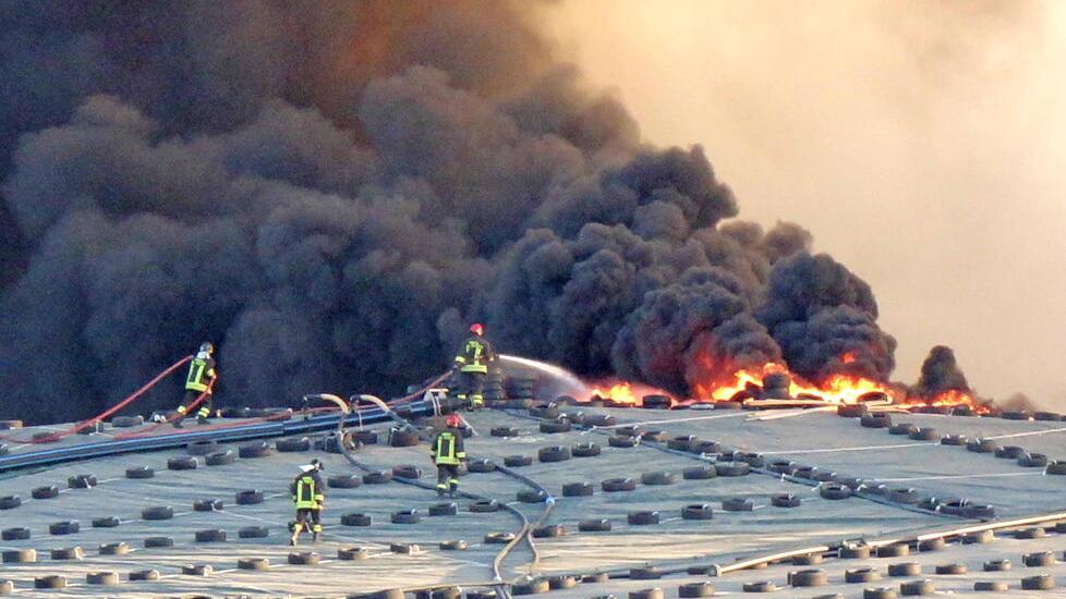 Nessun colpevole per il rogo nella discarica del Cassero