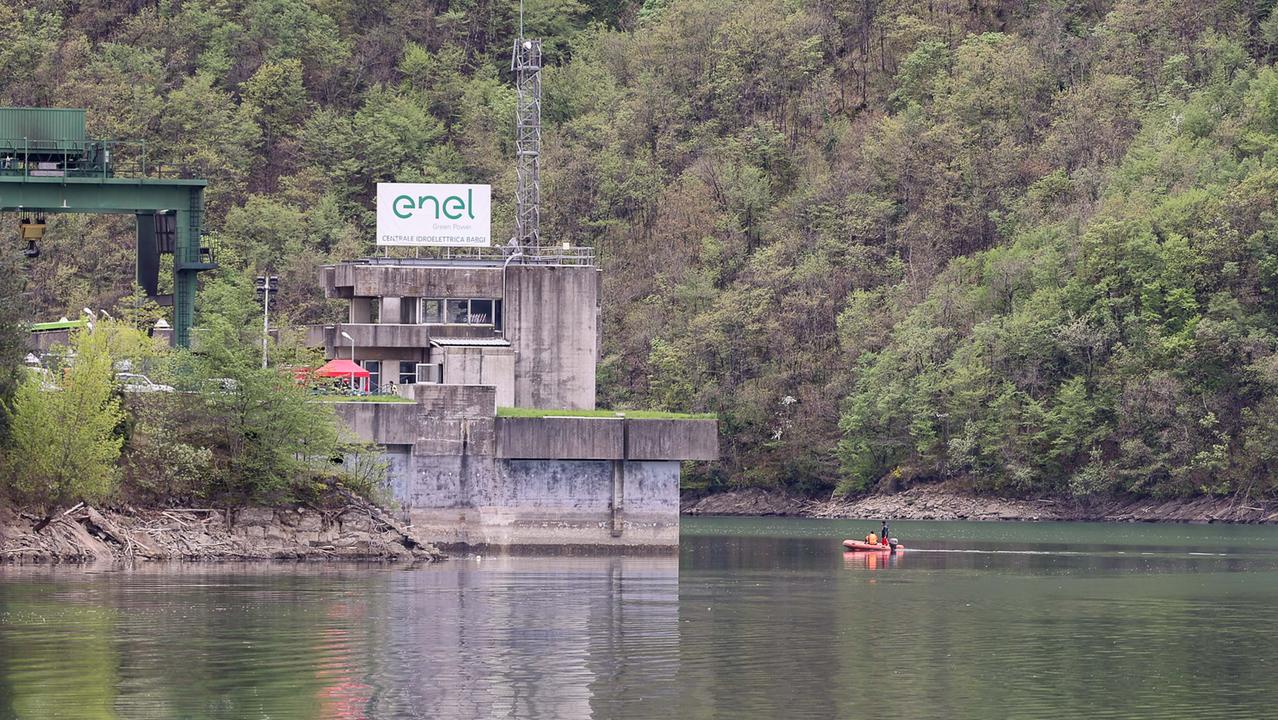 Tragedia di Suviana: i sessanta studenti di Vignola in gita al lago: «Un forte boato, poi il fumo»<br type="_moz" />