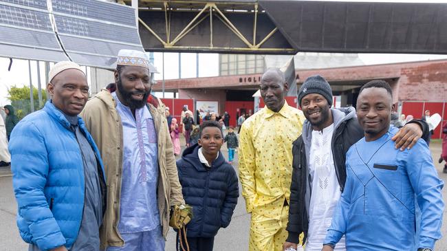 Modena, festa di fine Ramadan per quattromila in Fiera: nel segno della pace