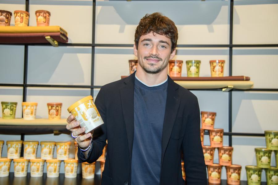 
	Leclerc con il gelato Grom

