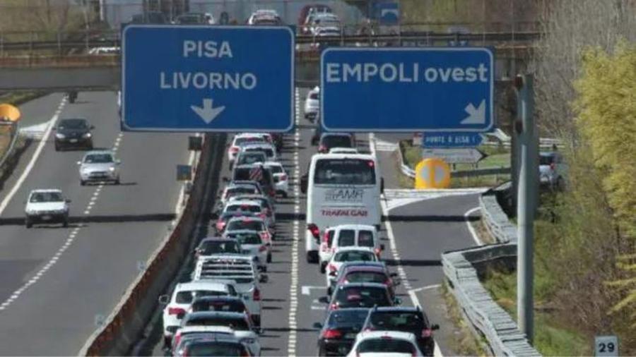 Incidente in Fi-Pi-Li, lunghe code a Empoli