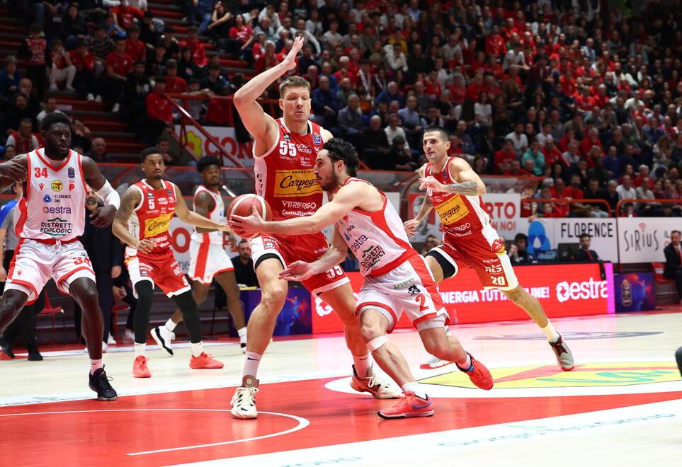 Gianluca Della Rosa durante la gara d’andata contro Pesaro (foto Nucci)