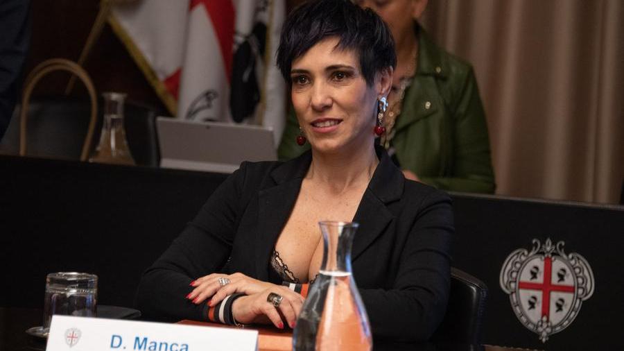 Desirè Manca l'assessora regionale al Lavoro