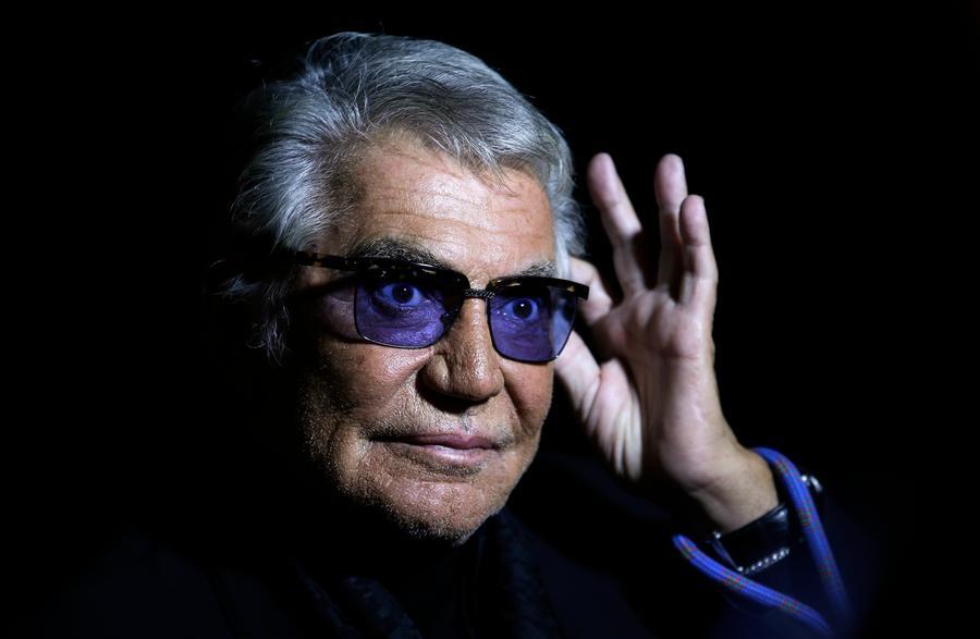Lutto nel mondo della moda: è morto lo stilista Roberto Cavalli, aveva 83 anni