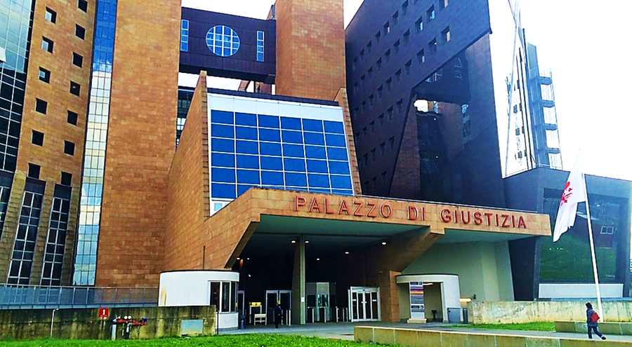 Processo Keu rinviato per un difetto di notifica: cosa (non) è successo in aula a Firenze