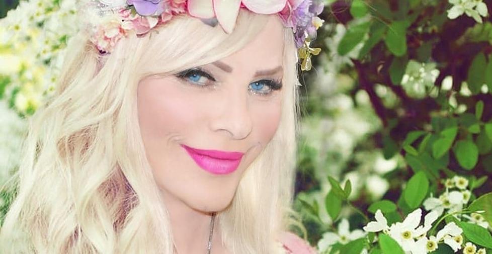 Ilona Staller: «Marco Pannella il padre che non ho mai avuto. Giulio Andreotti mi invitò ad allungare i vestiti» 