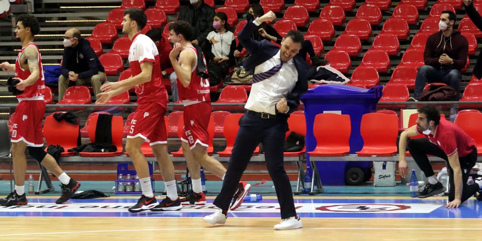 Pistoia basket a Pesaro per volare ma coach Brienza mette in guardia