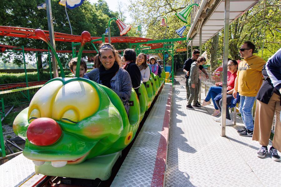 Giostra dell’inclusione: a Ferrara il Luna Park apre alle persone disabili