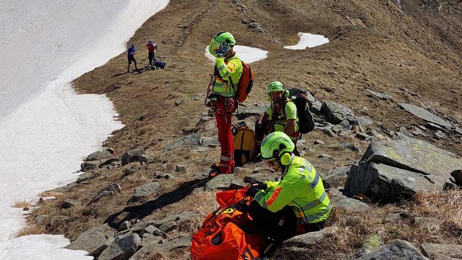 Cade dalla cresta del Monte Cusna, grave una 69enne