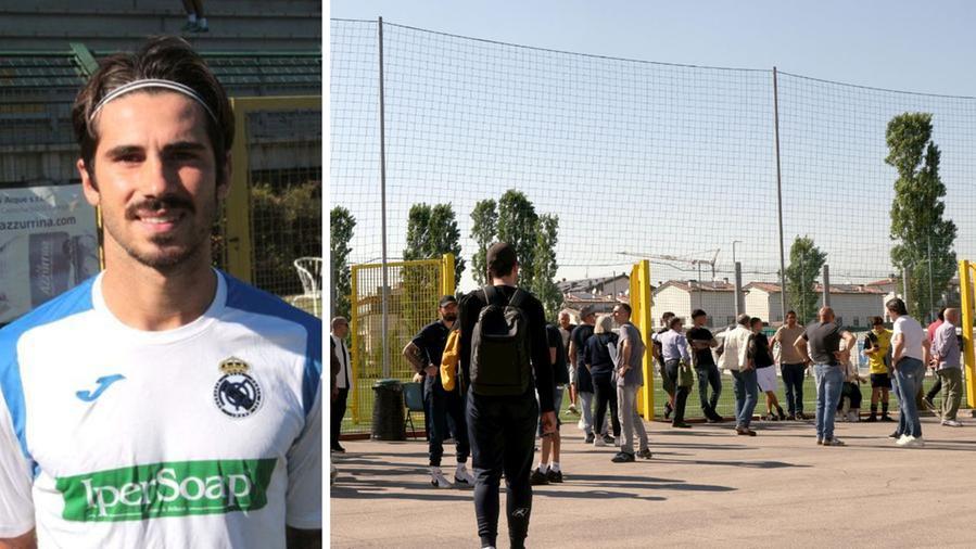 Mattia Giani e le persone preoccupate fuori dall'impianto di Campi Bisenzio