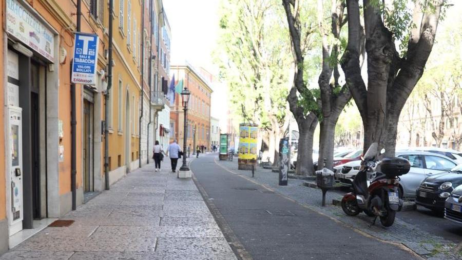 Modena, aggressioni choc in Corso Vittorio: si segue la pista del disagio psichico