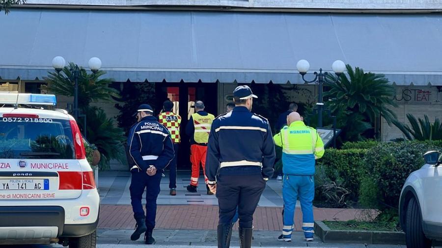 
	L'hotel dove &egrave; avvenuta l'intossicazione (foto Paolo Nucci)

