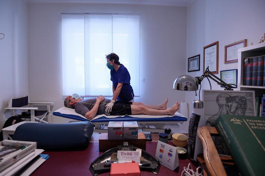 
	Un paziente durante un trattamento

