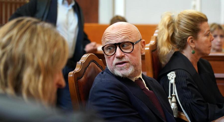 Alluvione a Livorno, perché l’ex sindaco Nogarin è stato condannato a 3 anni: «Non attivò l’alert-system e le vittime si potevano salvare»