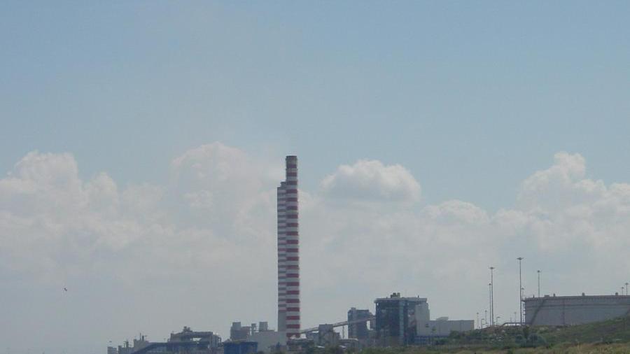 -
Porto  Torres   I gruppi 1 e 2 della centrale elettrica E.On di Fiume Santo  
 
