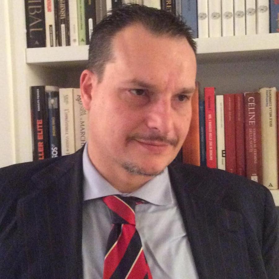  L’avvocato Sola incalza subito le testimoni