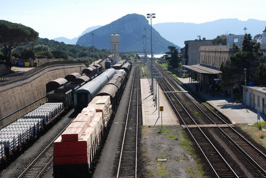 Golfo Aranci, la stazione ferroviaria diventa un centro di servizi