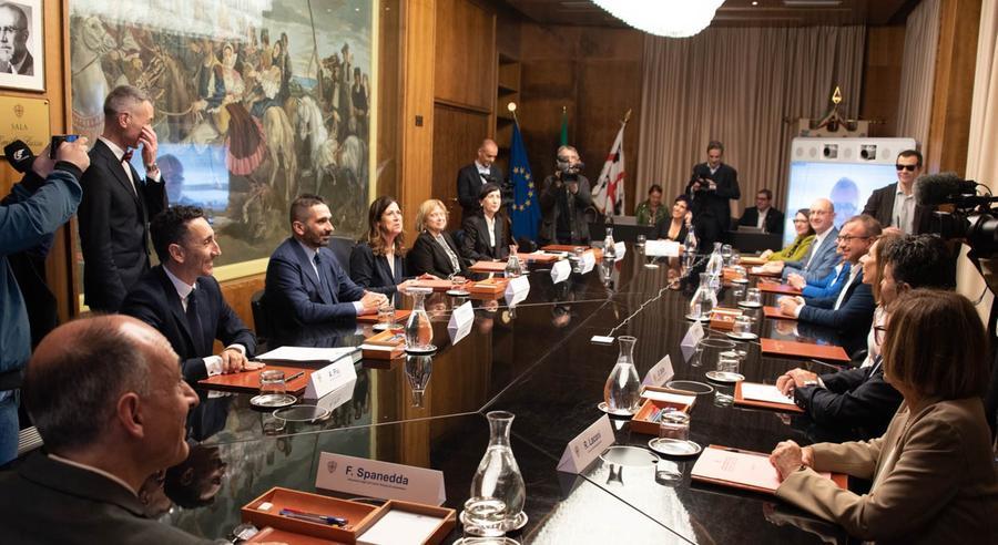 La Giunta fa ordine in vista della campagna antincendio: partono le selezioni per le direzioni vacanti del Corpo forestale