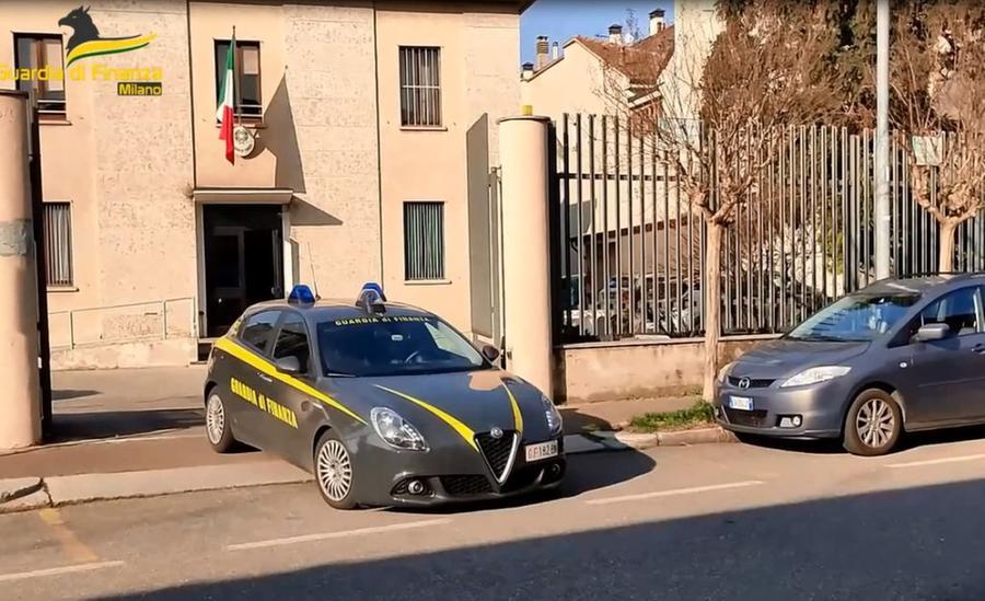 
	Una pattuglia della guardia di finanza di Milano (foto d'archivio)

