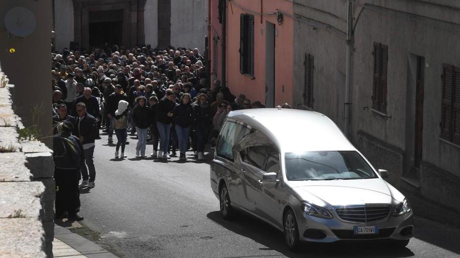 
	I funerali di Riccardo Delrio (foto Massimo Locci)

