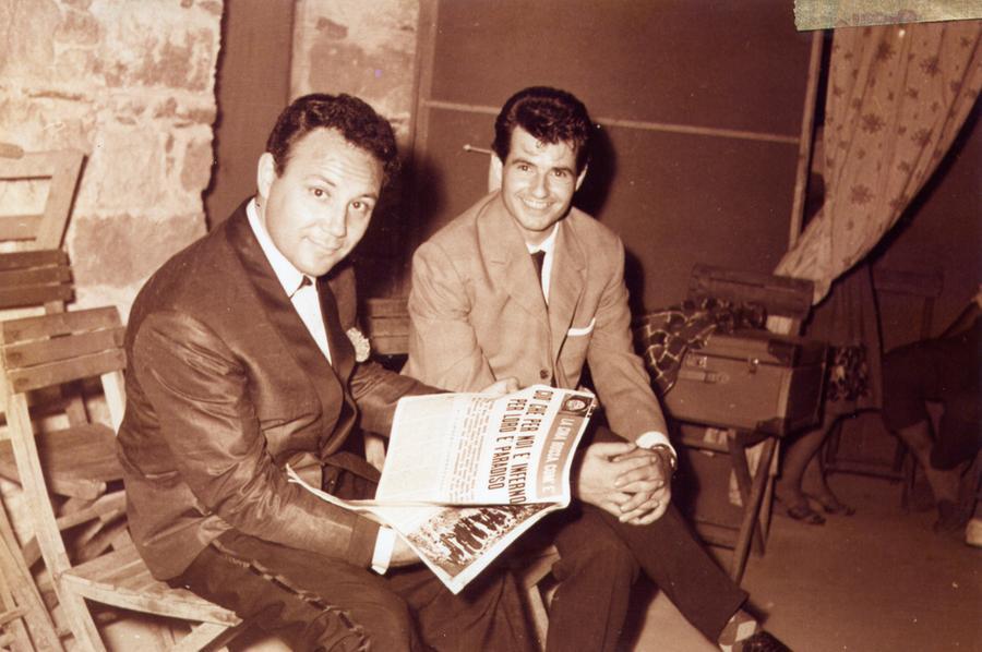 
	Claudio Villa e Pino d'Olbia in citt&agrave;

