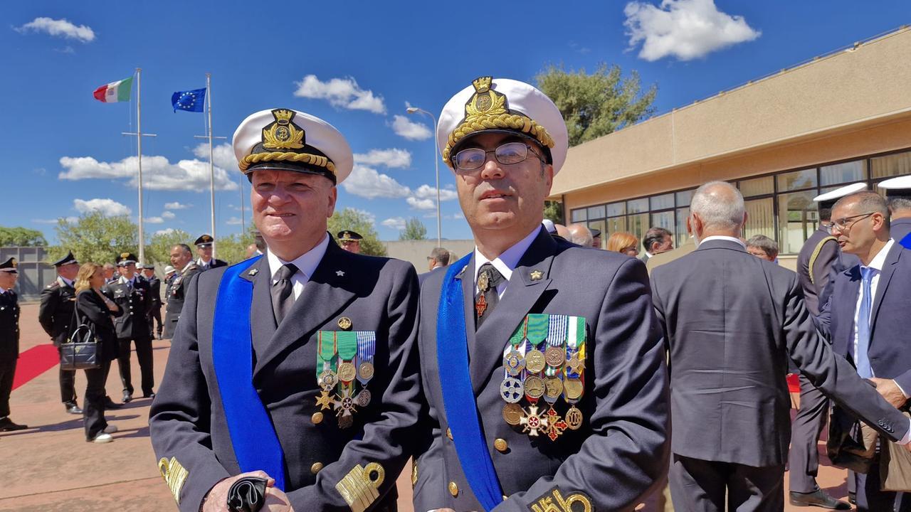 
	Da sinistra il nuovo comandante Stella e&nbsp;l'uscente Valente

