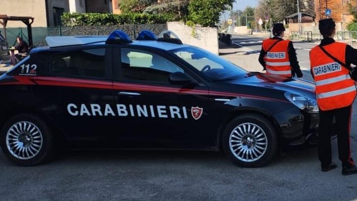 Modena, entra armato all’Eurospar e ruba del cibo: arrestato