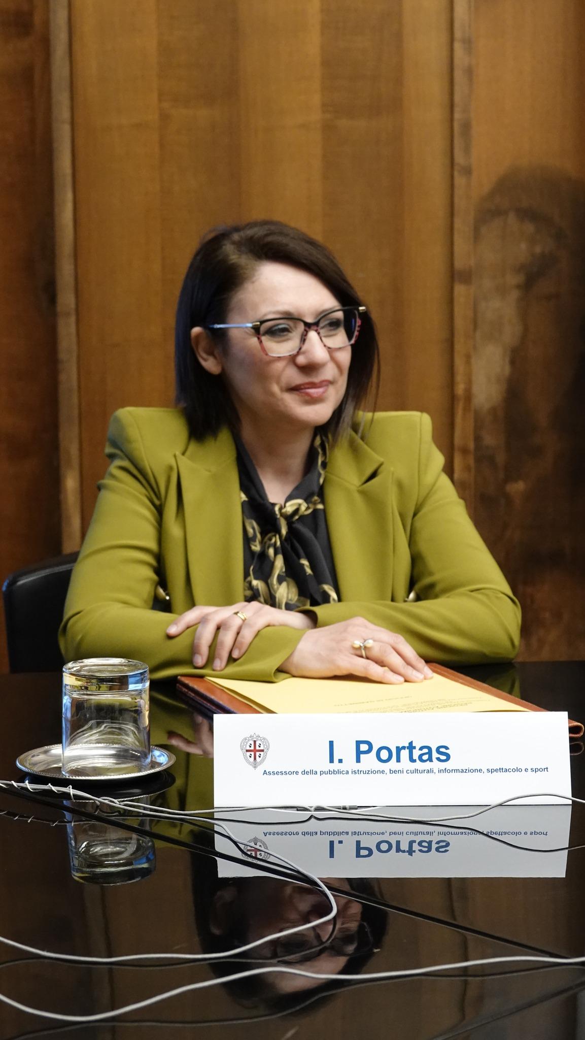 Concorso fuori dall’isola, l’assessora Ilaria Portas: «I docenti sardi sono discriminati»